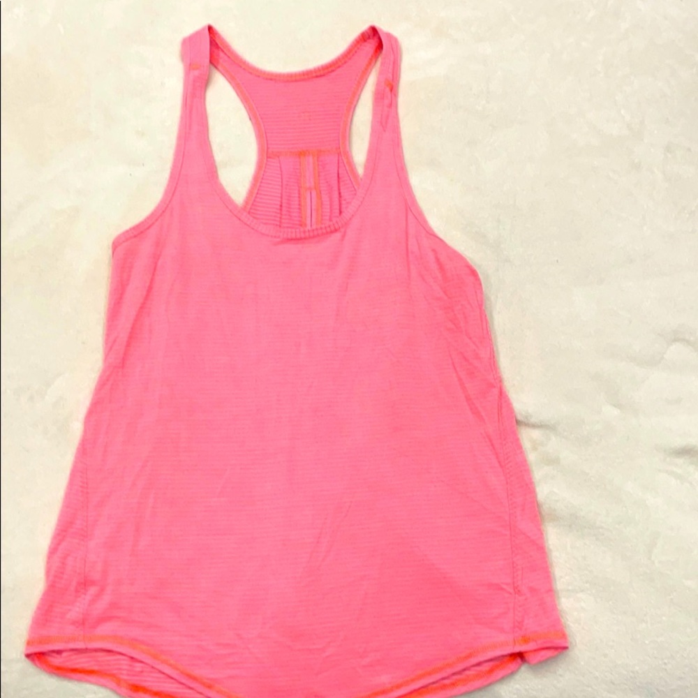 Lululemon running tank with vent - size 4/6